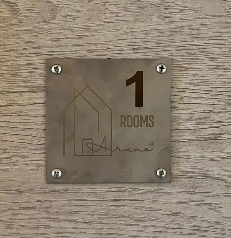 Airuno Rooms Exteriör bild
